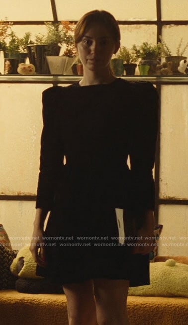 Lexi’s black velvet dress on Euphoria