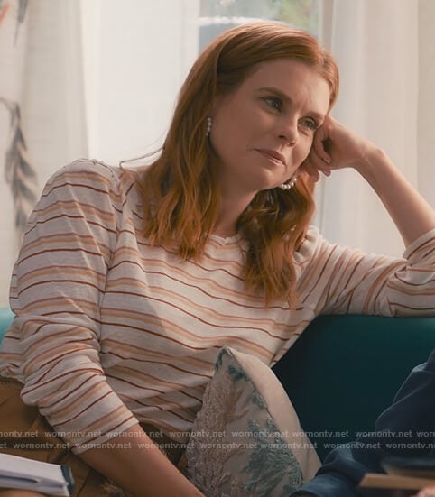 Maddie’s white striped tee on Sweet Magnolias