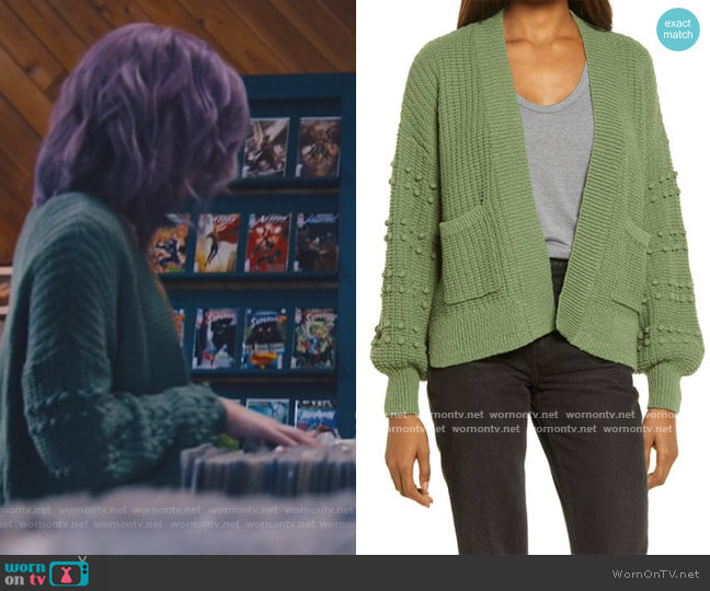 Madewell Bobble Cardigan Sweater worn by Lourdes (Camila Moreno) on Naomi