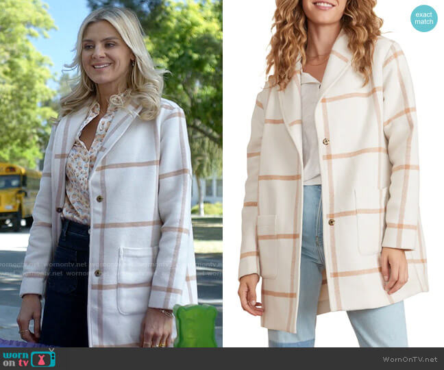 Marine Layer Shawl Collar Coatigan worn by Amy (Eliza Coupe) on Pivoting