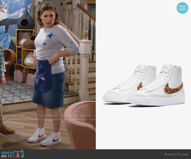 Nike Blazer Mid '77 in Leopard worn by Kat Silver (Mayim Bialik) on Call Me Kat