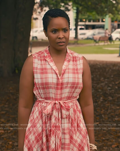 Peggy’s pink sleeveless plaid dress on Sweet Magnolias