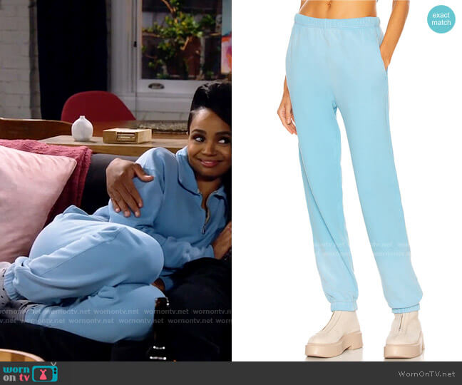Re/Done 80s Sweatpant worn by Randi (Kyla Pratt) on Call Me Kat