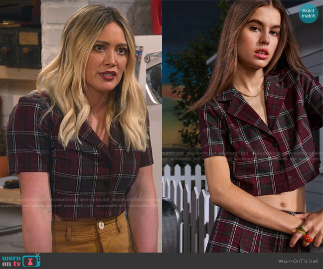 Sunday Best Boxy Button-Up Shirt worn by Sophie (Hilary Duff) on How I Met Your Father