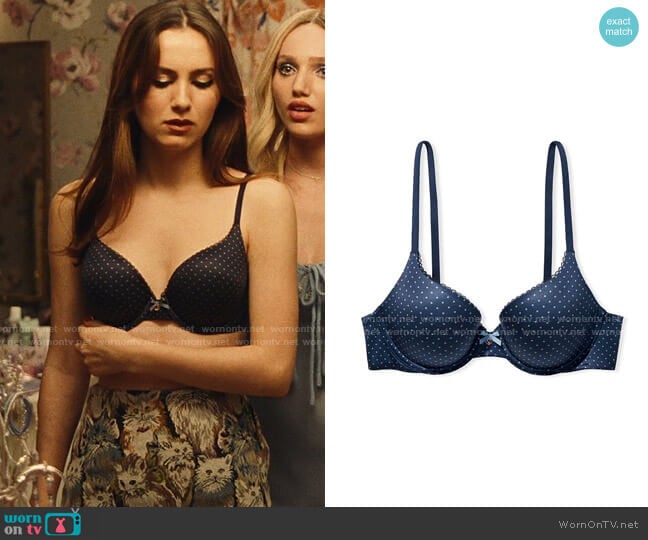 Victorias Secret Push-Up Perfect Shape Lace Bra in Navy Noir Casual Dot Print worn by Lexi Howard (Maude Apatow) on Euphoria