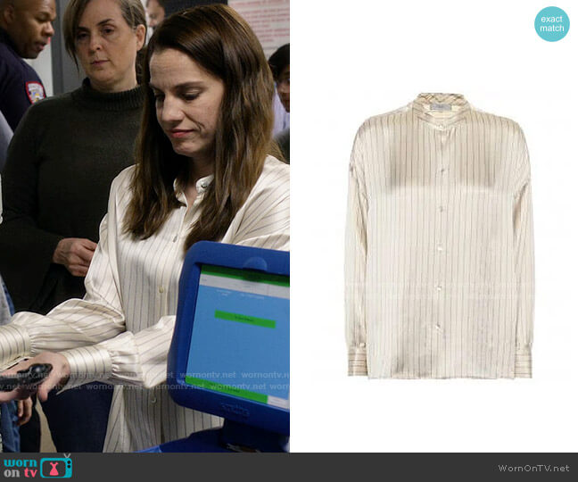 Vince PJ Stripe Silk Blouse worn by Vivian Kent (Anna Chlumsky) on Inventing Anna
