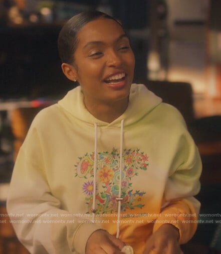 Zoey’s printed colorblock hoodie on Grown-ish