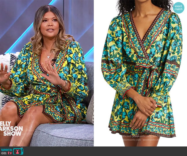 Alice + Olivia Simona Mini Wrap Dress worn by Kelly Clarkson on The Kelly Clarkson Show