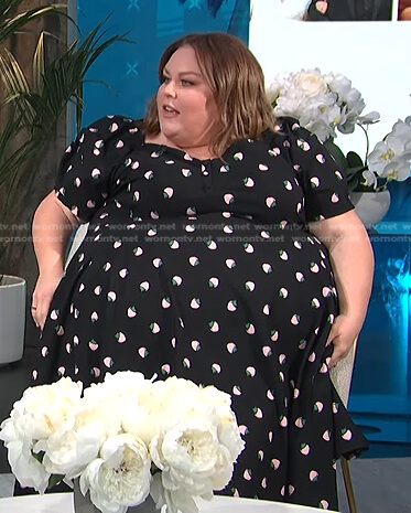 Chrissy Metz’s black strawberry print dress on E! News Daily Pop