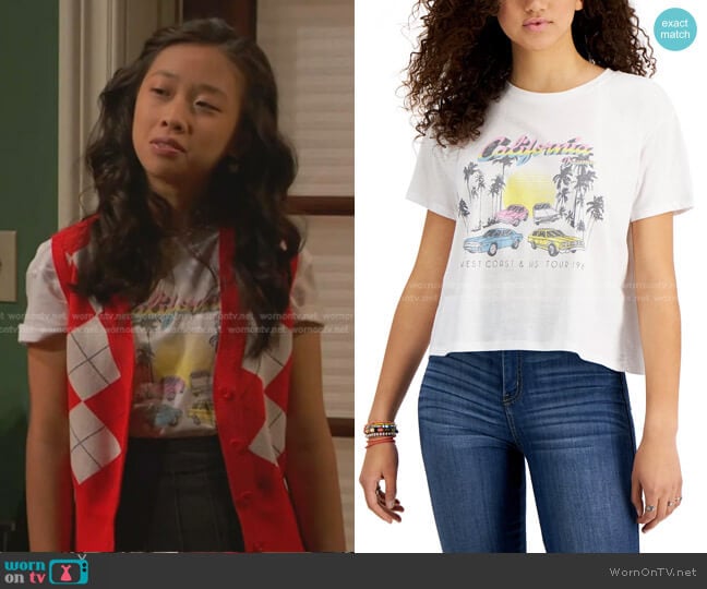Grayson Threads Black California Car-Print T-Shirt worn by Ivy (Emmy Liu-Wang) on Ravens Home