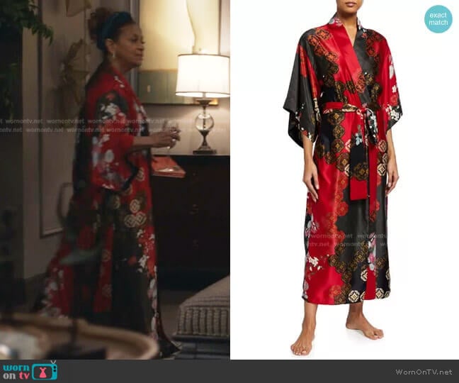 Natori Medallion Robe worn by Catherine Avery (Debbie Allen) on Greys Anatomy