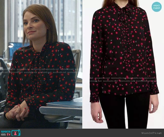 French Connection Micro Poppy Top worn by Taylor Rentzel (MacKenzie Meehan) on Bull