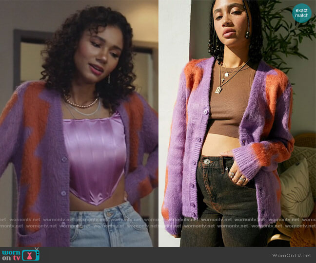 Obey Pink Dexter Cardigan worn by Layla Keating (Greta Onieogou) on All American