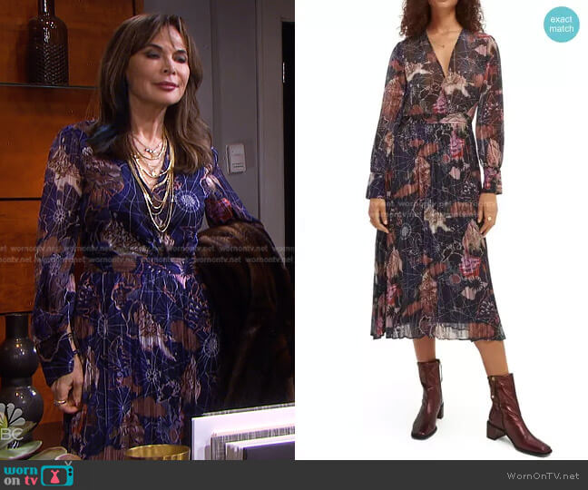 Scotch & Soda Printed Pleated Long Sleeve Midi Shirtdress worn by Kate Roberts (Lauren Koslow) on Days of our Lives