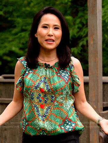 Vicky’s green printed ruffle top on Today
