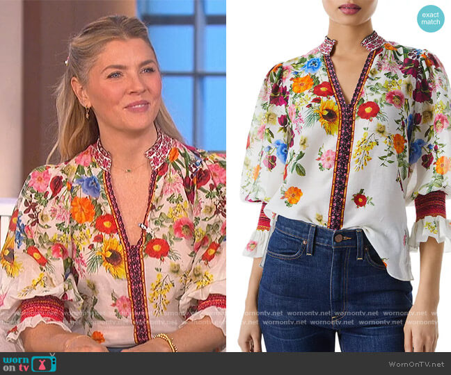 Alice + Olivia Ilan Smocked Floral Blouse worn by Amanda Kloots on The Talk