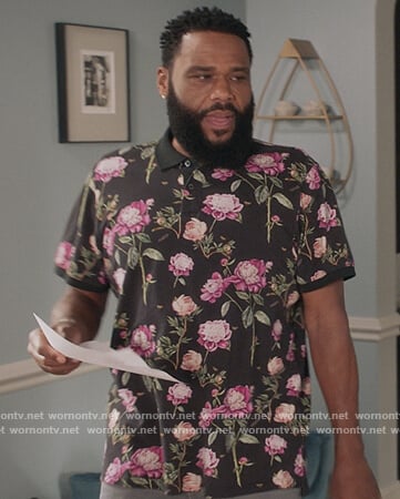 Andre’s black floral print polo on Black-ish