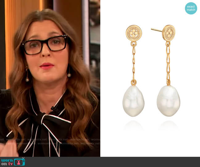 Anna Beck Baroque Pearl Chain Drop Earrings worn by Drew Barrymore on The Drew Barrymore Show