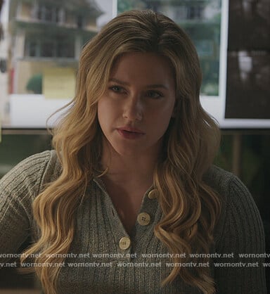Betty’s blue ribbed sweater on Riverdale