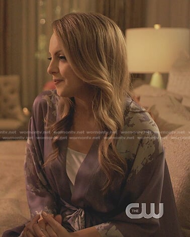 Fallon’s lilac print robe on Dynasty