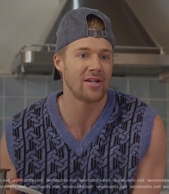 JJ’s blue geometric sweater on All American