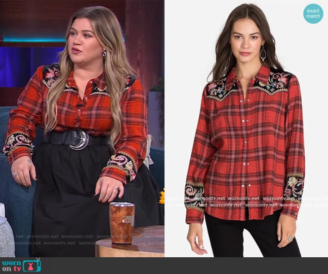 Johnny Was Esme Puff Sleeve Western Shirt worn by Kelly Clarkson on The Kelly Clarkson Show