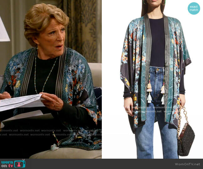 Johnny Was Millicent Reversible Kimono worn by Norma (Linda Lavin) on B Positive