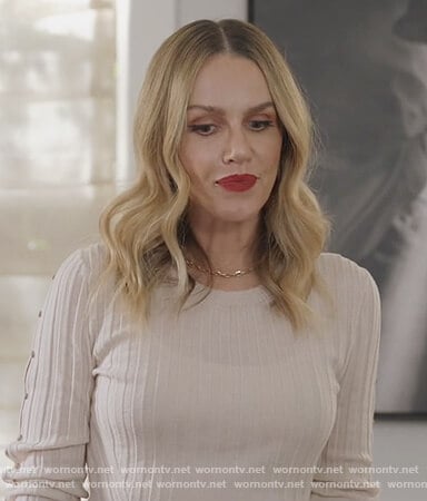Laura’s ivory ribbed sweater on All American