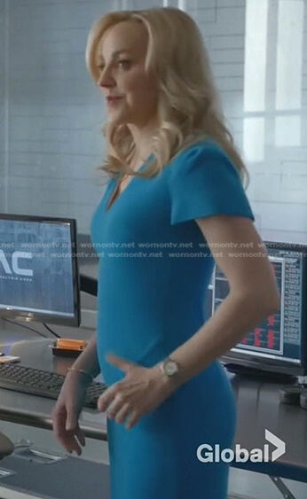 Marissa’s blue v-neck cap sleeve dress on Bull