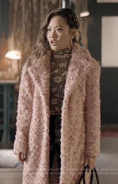 Mary’s pink fluffy coat on Batwoman