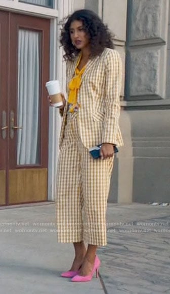 Mikaela’s yellow checked suit on Mr Mayor