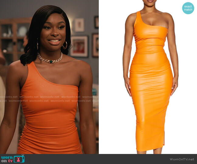 Naked Wardrobe One-Shoulder Faux Leather Midi Dress worn by Hilary Banks (Coco Jones) on Bel-Air