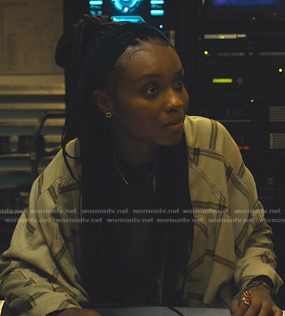 Naomi’s beige plaid oversized shirt on Naomi