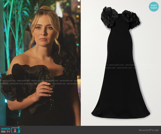 Oscar de la Renta Strapless Taffeta-Trimmed Cady Gown worn by Amanda Carrington (Eliza Bennett) on Dynasty