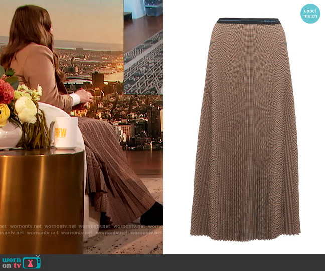 Prada Checked Plisse-Crepe Midi Skirt worn by Drew Barrymore on The Drew Barrymore Show