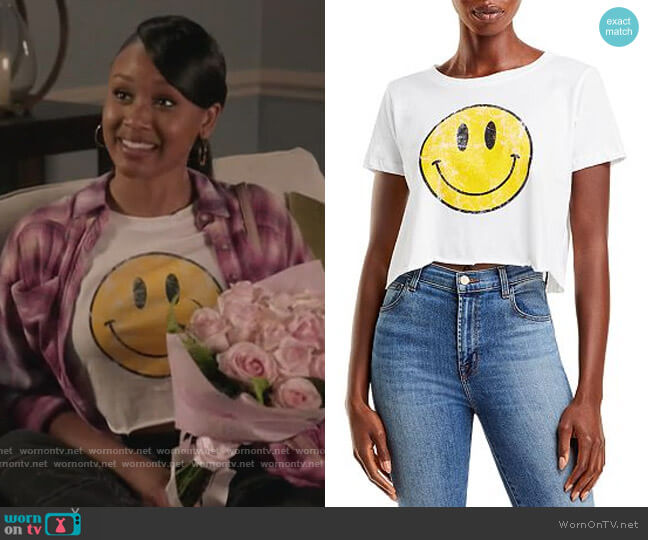 Prince Peter Smiley Cropped Tee worn by Olivia Lockhart (Katlyn Nichol) on Black-ish