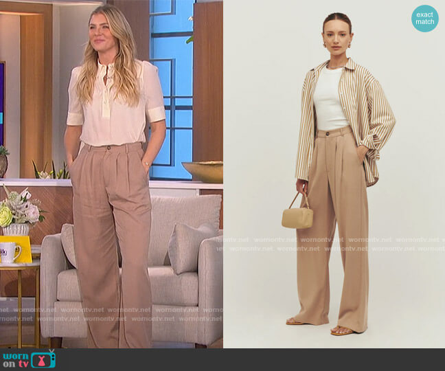 Reformation Mason Pants worn by Amanda Kloots on The Talk