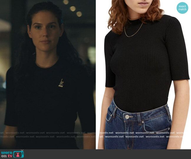 Scotch and Soda Mock Neck Short Sleeve Rib Sweater worn by Eva Victor (Rian) on Billions