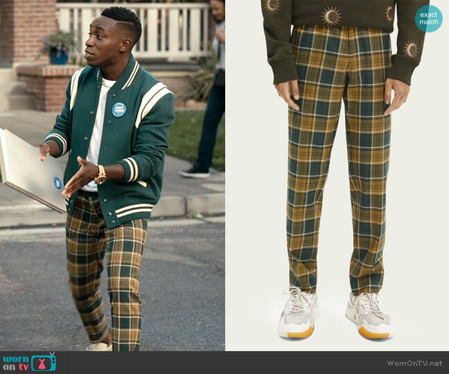 Scotch & Soda Mott Plaid Trousers worn by Carlton Banks (Olly Sholotan) on Bel-Air