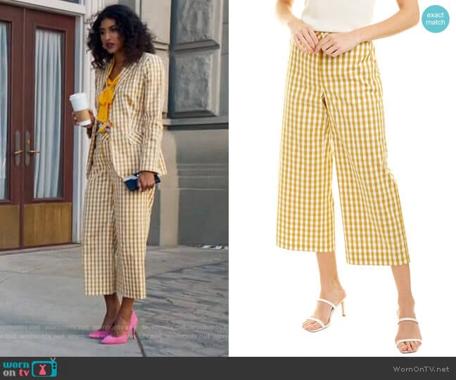 Trina Turk Mason Crop Pant worn by Mikaela Shaw (Vella Lovell) on Mr Mayor