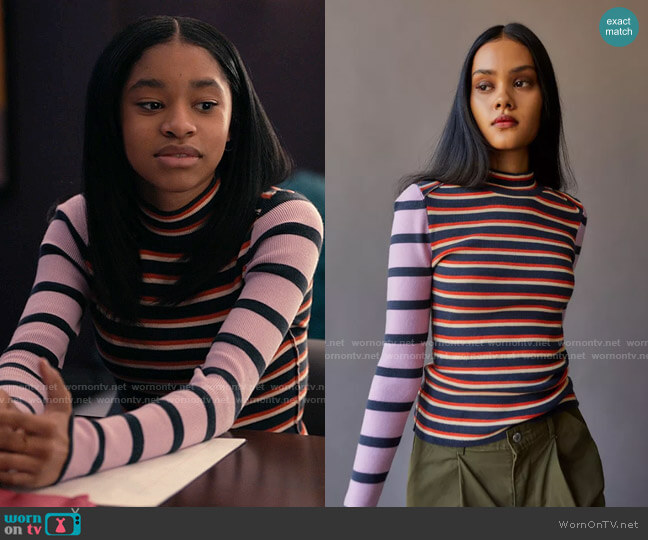 BDG Turtleneck Sweater worn by Ashley Banks (Akira Akbar) on Bel-Air
