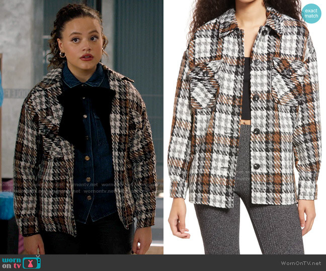 Vero Moda Kenso Wool Blend Jacket worn by Maggie Vera (Sarah Jeffery) on Charmed