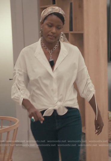 Viv’s white shirt with tie sleeves on Bel-Air