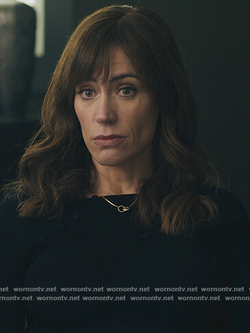 Wendy’s gold ring link necklace on Billions