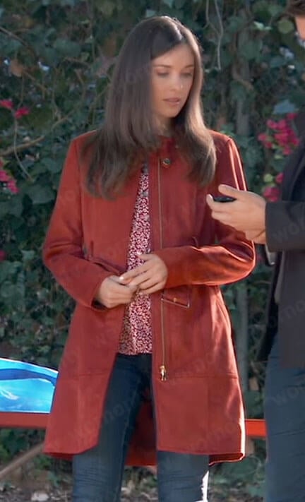 Willow’s orange suede coat on General Hospital