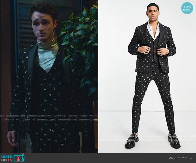 Bolongaro Trevor All Over Bee Embroidered Vest