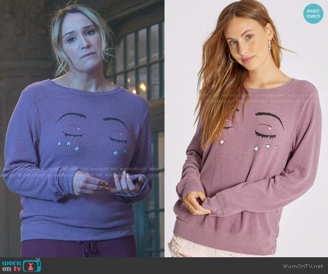 Wildfox Sleeping Beauty Baggy Beach Jumper Sweatshirt worn by Davia (Emma Hunton) on Good Trouble