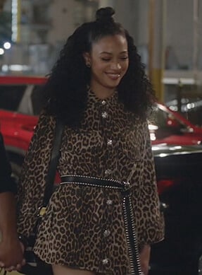 Olivia’s black studded belt on All American