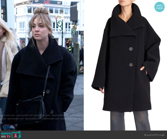 Acne Studios Oschelle Coat worn by Cassie Bowden (Kaley Cuoco) on The Flight Attendant