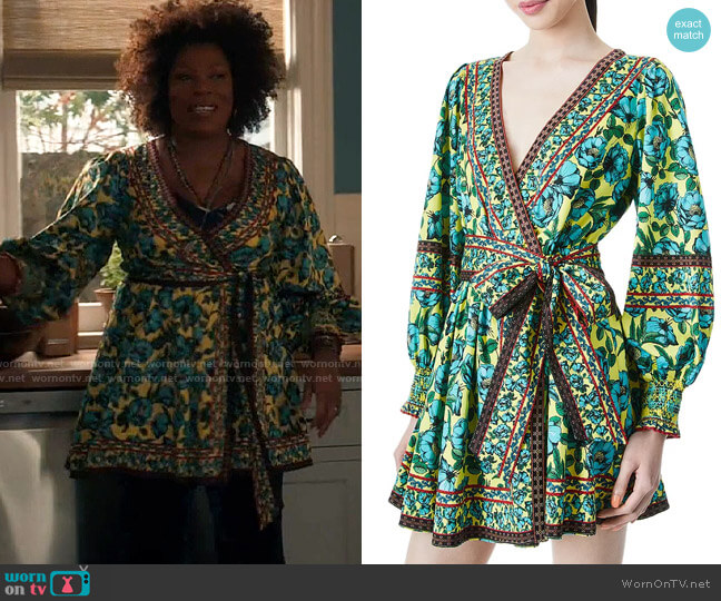 Alice + Olivia Simona Dress worn by Viola Marsette (Lorraine Toussaint) on The Equalizer